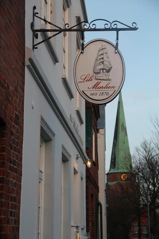 Hotel Lili Marleen Lübeck Dış mekan fotoğraf