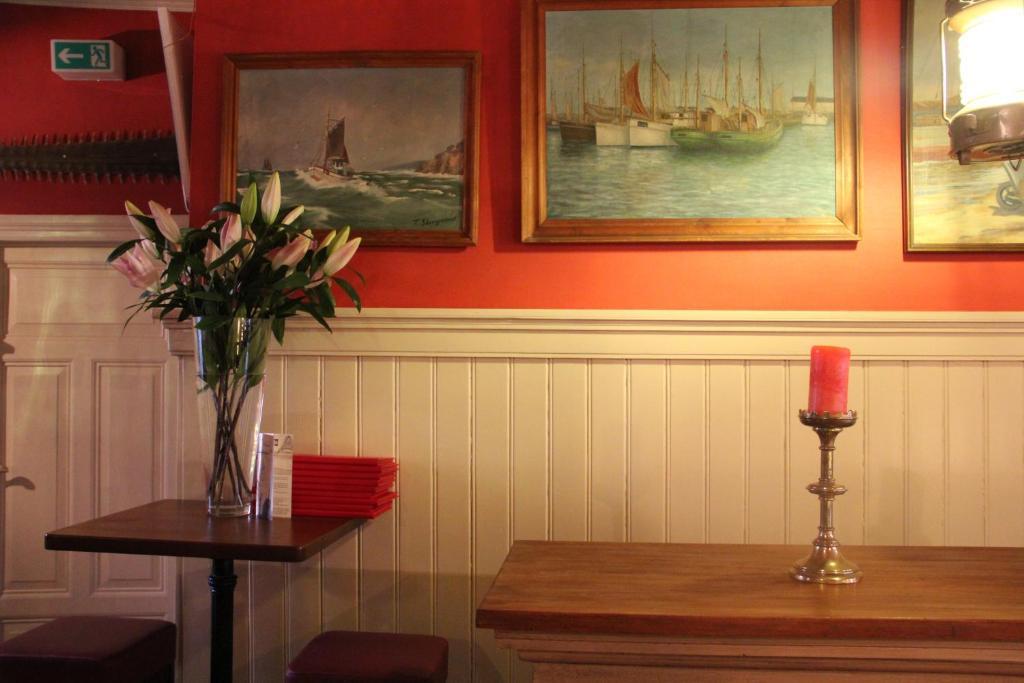 Hotel Lili Marleen Lübeck Dış mekan fotoğraf