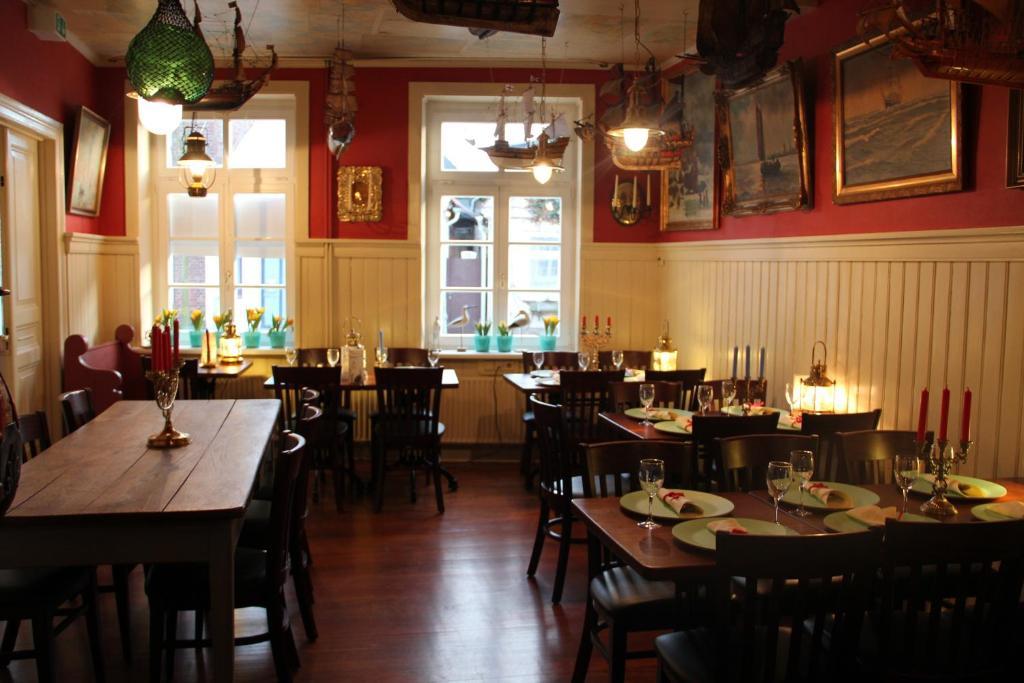 Hotel Lili Marleen Lübeck Dış mekan fotoğraf