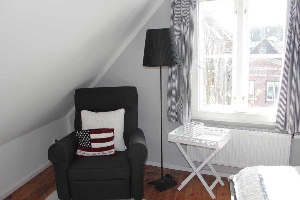 Hotel Lili Marleen Lübeck Oda fotoğraf